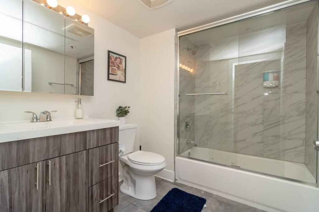 Mccormick Place 2Br Stylish Suite With Optional Parking And Gym For Up To 8 Guests Near Soldier Field And Grant Park Σικάγο Εξωτερικό φωτογραφία